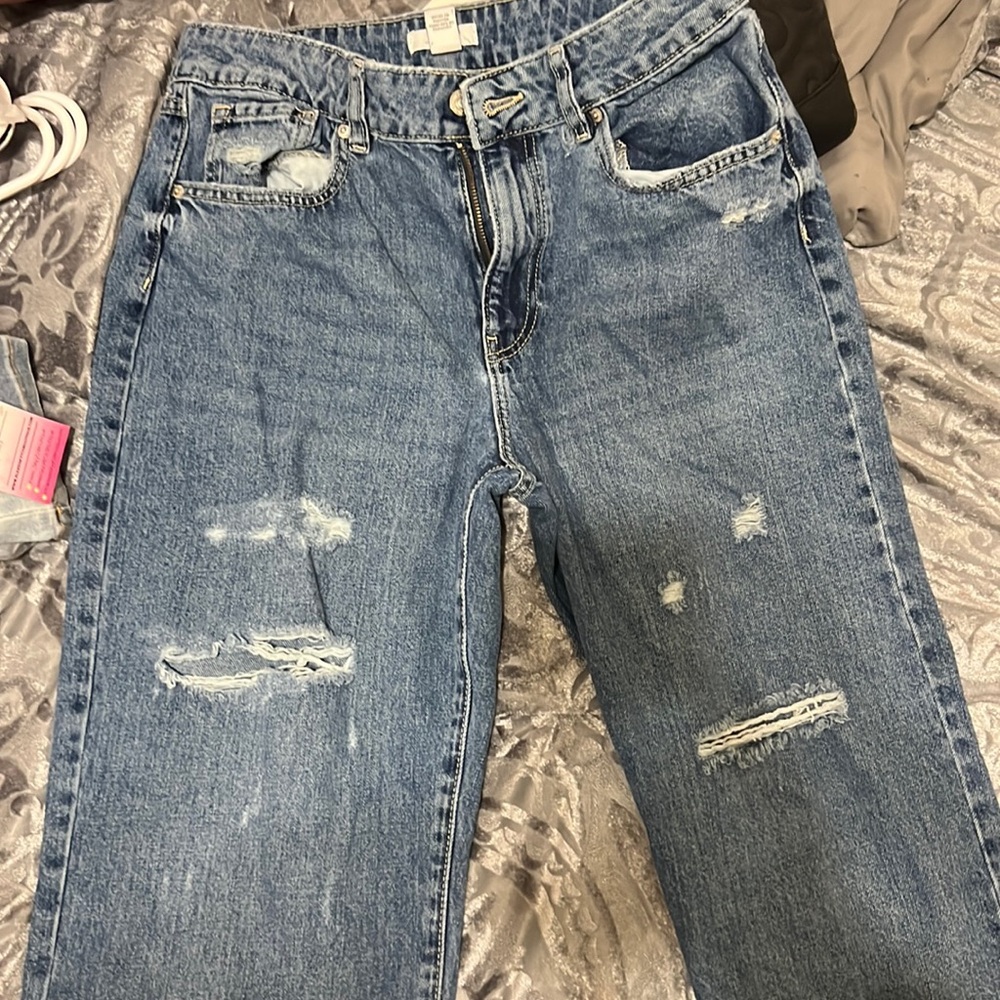 Distressed Jeans